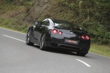 foto-nissan-gtr-2012_03-650x433.jpg