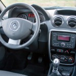 renault-duster-interior-150x150.jpg