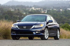 honda_accord_touring_sedan_2013_-_03.jpg