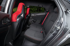 honda-civic-type-r-rear-seats_0.jpg