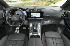 ds7-crossback-dashboard.jpg