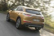 ds7-crossback-rear.jpg