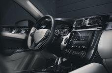 3-lynk-co-02-cabin.jpg