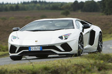 lamborghini-aventador.jpg