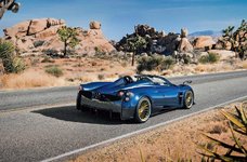 2018-pagani-huayra-roadst-23_1600x0w_0.jpg