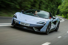 1-mclaren-570s-spider-track-pack-hero-front.jpg