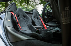 17-mclaren-570s-spider-track-pack-seats.jpg