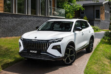 Dongfeng Huge 1.jpg