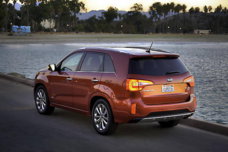 kia_sorento_2014_-_02.jpg