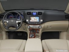 foto-toyota-highlander_07-650x487.jpg