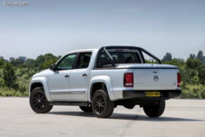 vw_amarok_le3.jpg