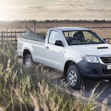 Toyota-Hilux-2014