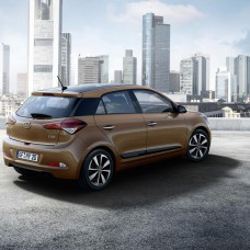 Hyundai i20 2015-го года, фото 2