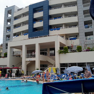 Здание отеля Timo Resort 2