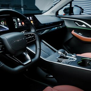 Omoda-c5-2