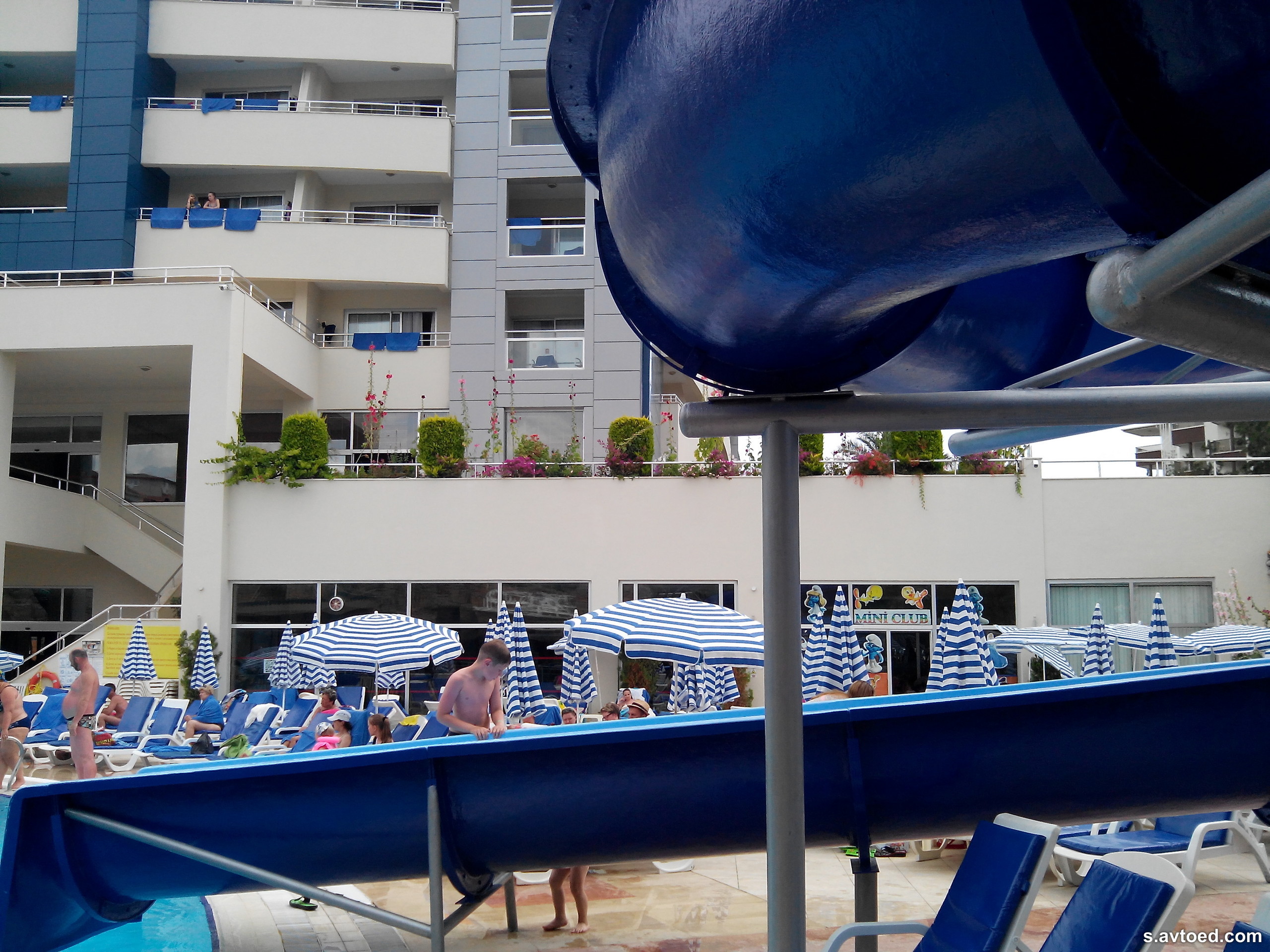 Водная горка в отеле Тимо Ресорт